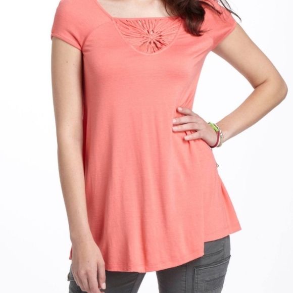 Vanessa Virginia Anthro tee size S // 0105 - Picture 1 of 7